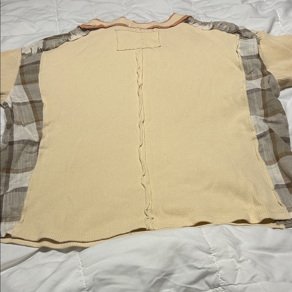 Women's Beige and Brown Floral Patch Tee - Picture 6 of 6